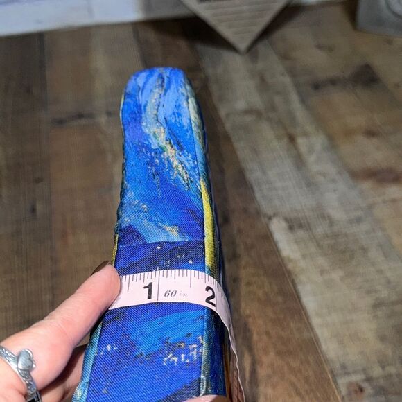 immersive Van Gogh cushion Size 13x13. Rare From Exhibition - Picture 5 of 9